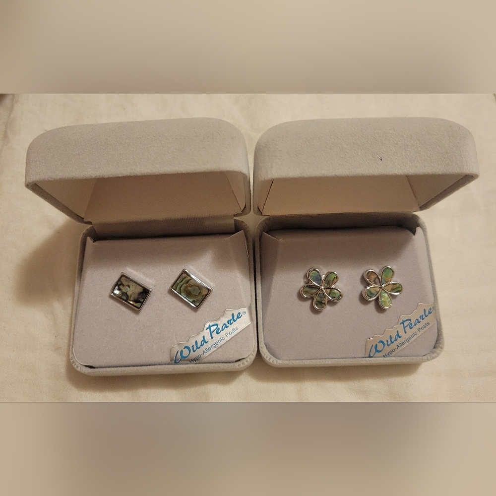2 NEW Pairs of Wild Pearle Stud Earrings Rectangular and Flower Turquoise